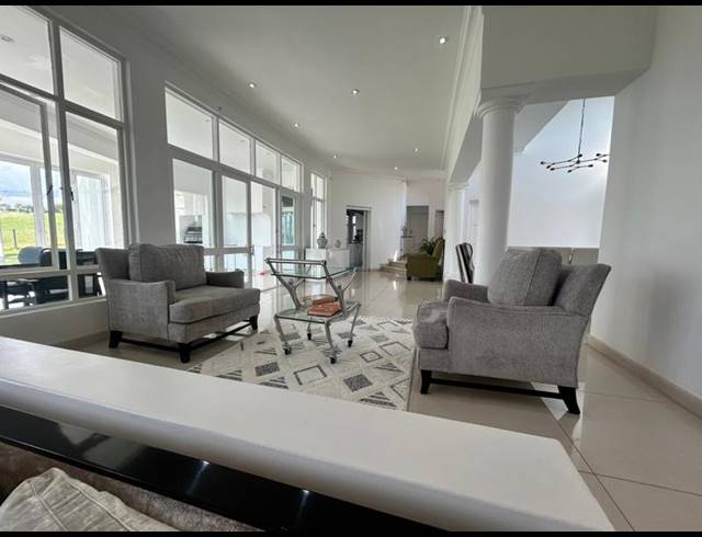 4 BEDROOM HOUSE FOR SALE IN BLUE VALLEY GOLF ESTATE